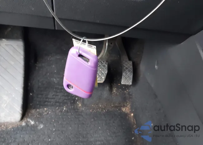 3VV2B7AX3JM193722: 43974348