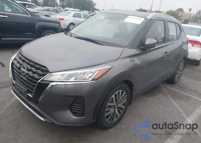 3N1CP5CVXRL483724: 43974375