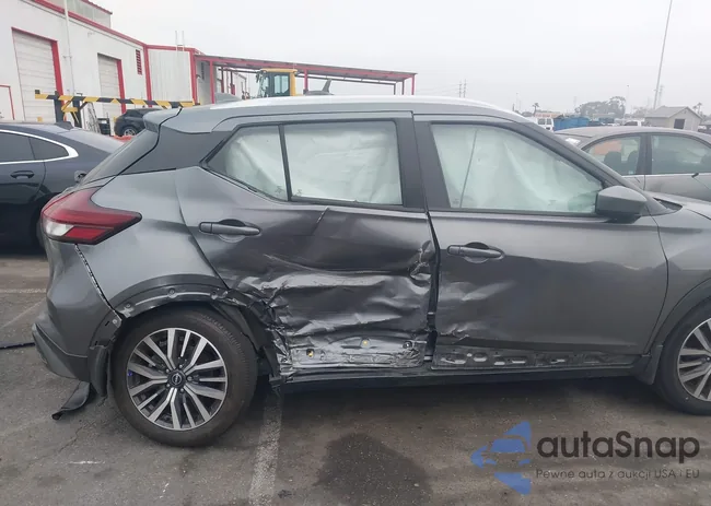 3N1CP5CVXRL483724: 43974375