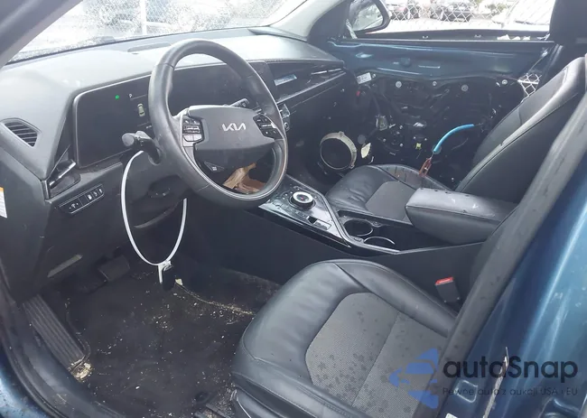 KNDCS3LFXP5054282: 43974379