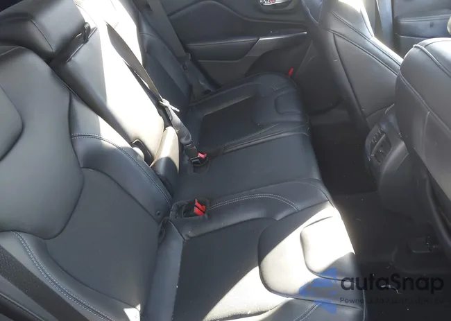 1C4PJMLX3KD446134: 43974382