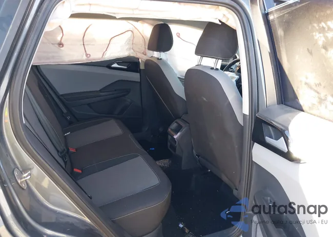 3VV8X7B25RM068148: 43974412