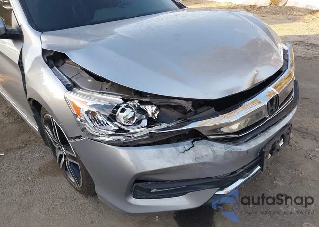 1HGCR2F58HA122145: 43974604