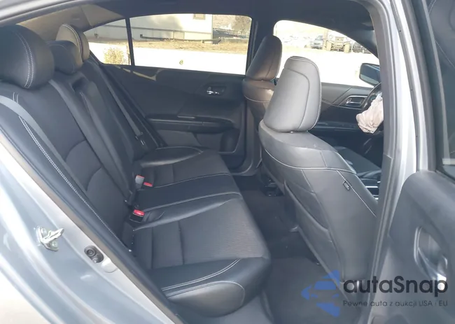 1HGCR2F58HA122145: 43974604