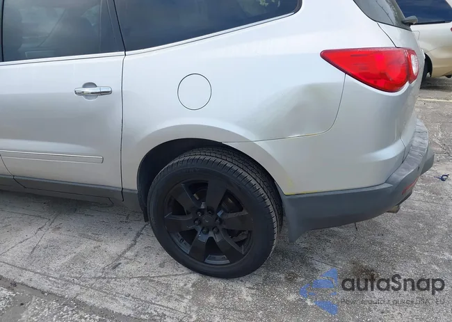 1GNKVLED6CJ310621: 43974628