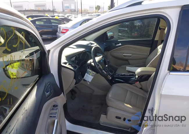 1FMCU9J92EUB16573: 43974632