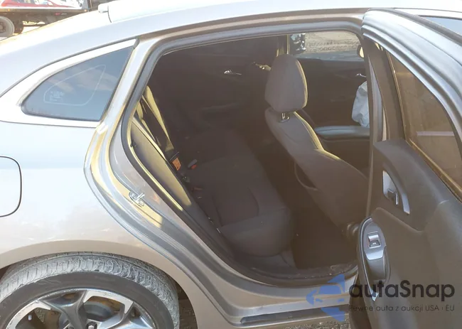 1G1ZD5ST1PF211188: 43974635