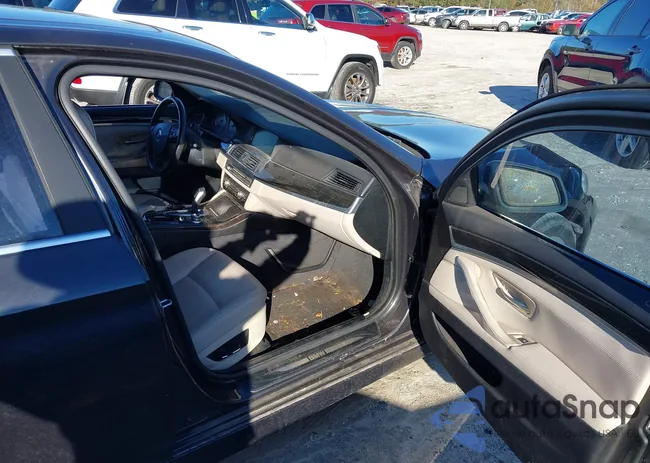 WBAXG5C58DD234445: 43974655