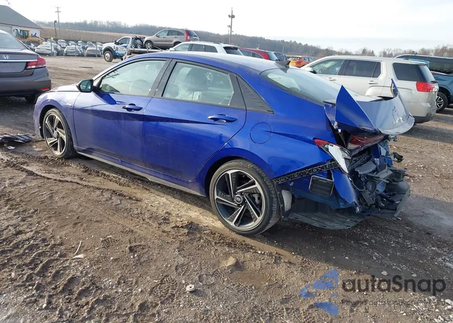 KMHLR4AF7PU536598: 43974685