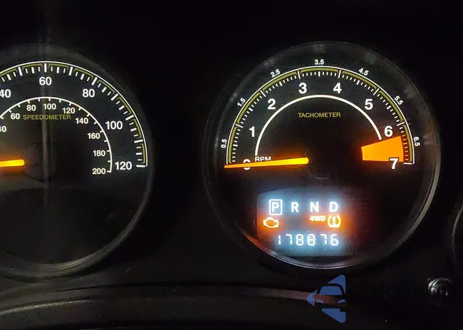 1C4NJRBB9FD217389: 43974688