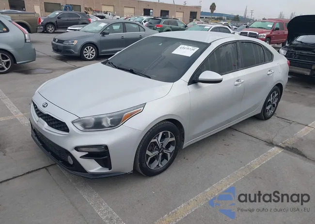 3KPF24AD7KE045105: 43975729