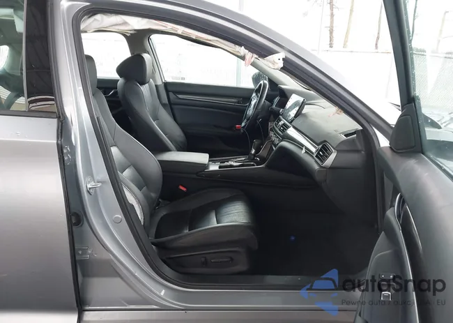 1HGCV1F43NA114608: 43975757