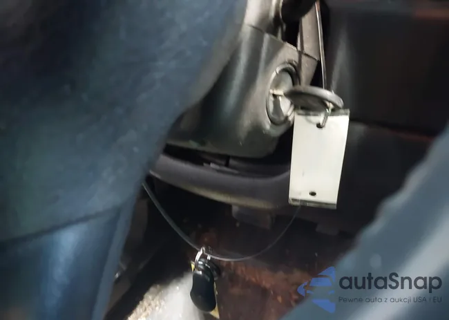 1J4FF48S81L565905: 43975760