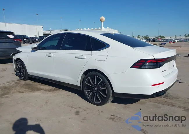 1HGCY2F86RA061702: 43975841