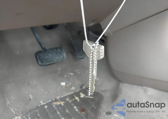 JT2AC52L8V0242096: 43975862