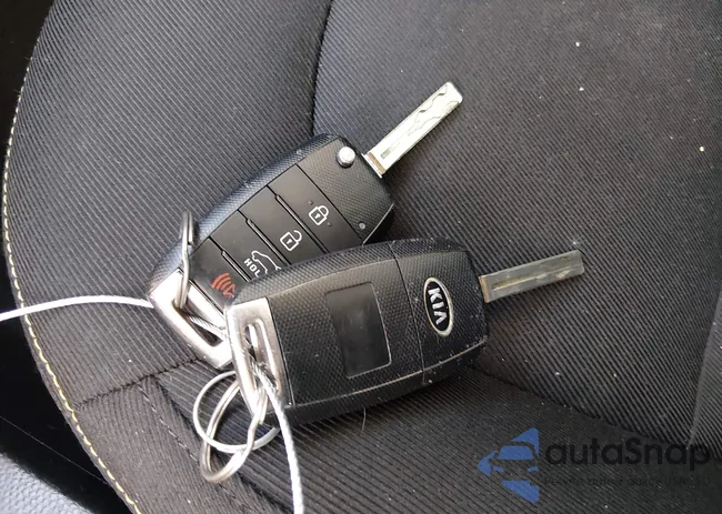 KNDJP3A57F7130630: 43975953