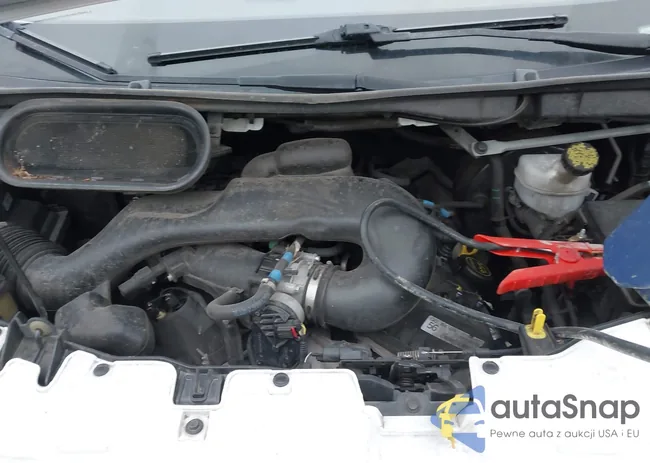 1FTYR2CM4JKB14236: 43976209