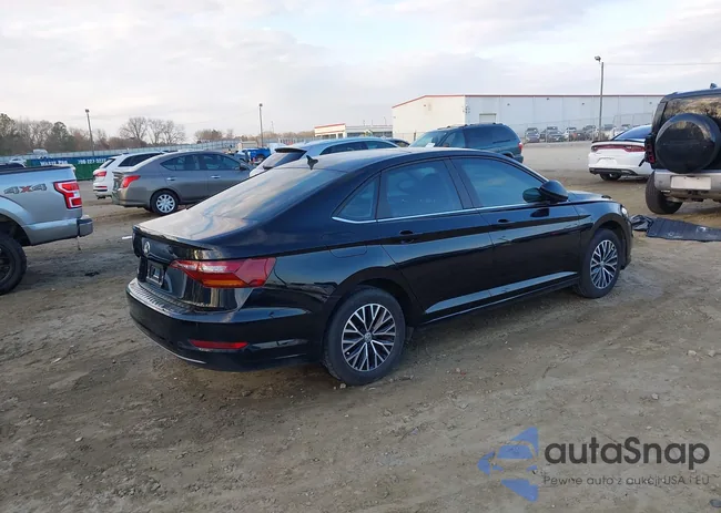 3VWCB7BU6KM158873: 43976222