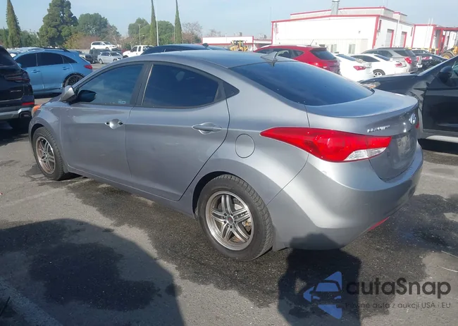 KMHDH4AE3DU491282: 43975410