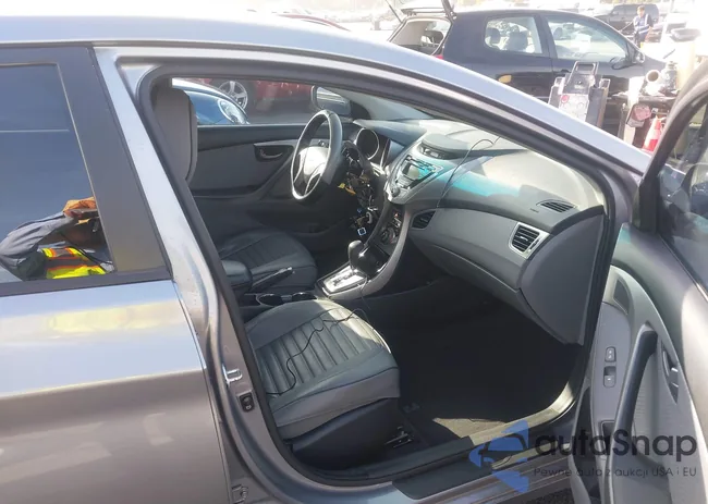 KMHDH4AE3DU491282: 43975410