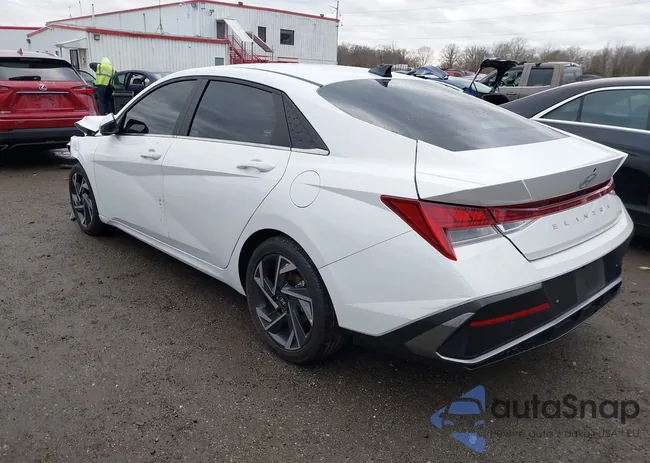 KMHLP4DG4RU841330: 43975476