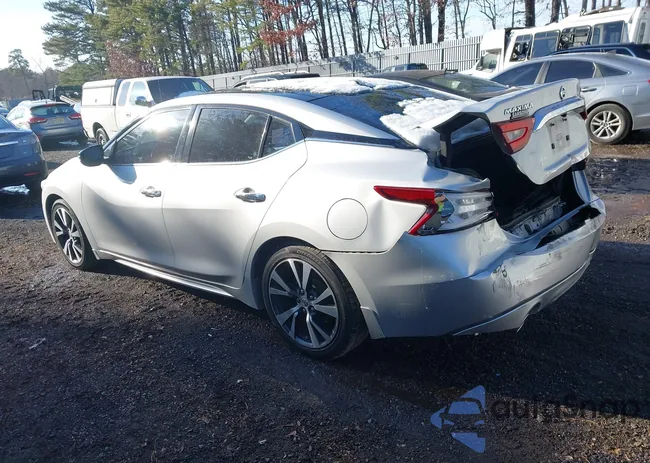 1N4AA6AP6GC900884: 43975482