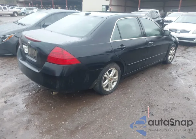 1HGCM56817A084413: 43975602