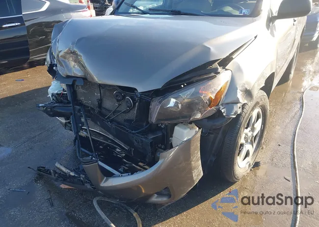 2T3BF4DV9CW211847: 43975630