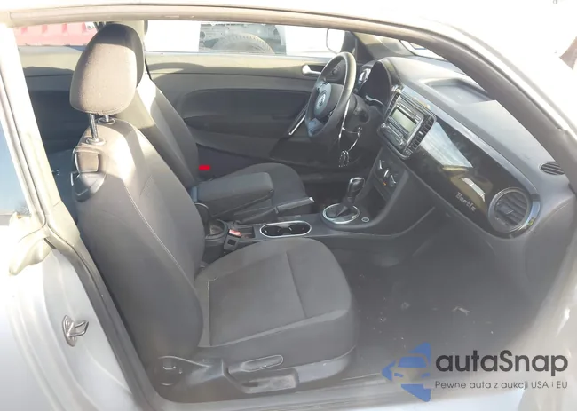 3VWF17AT2EM638633: 43976910