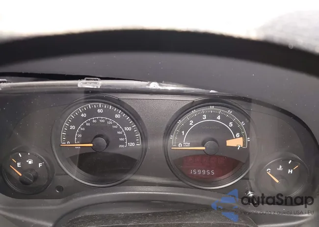 1C4NJDBB4GD686930: 43976928