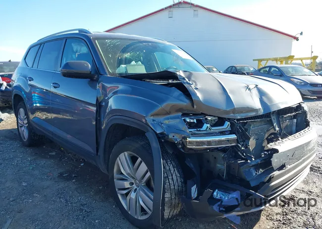 1V2UR2CAXKC520231: 43976933