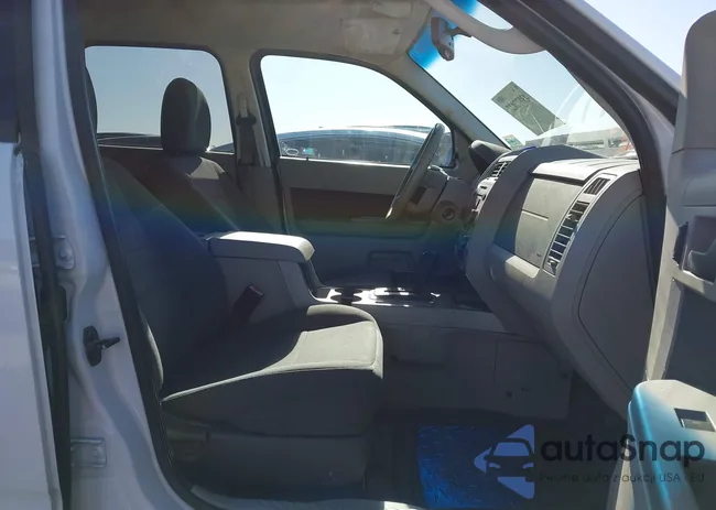 1FMCU03G79KB65437: 43977027