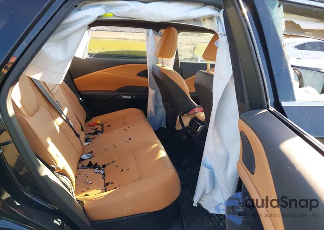 2T2BAMCA9RC040965: 43977062