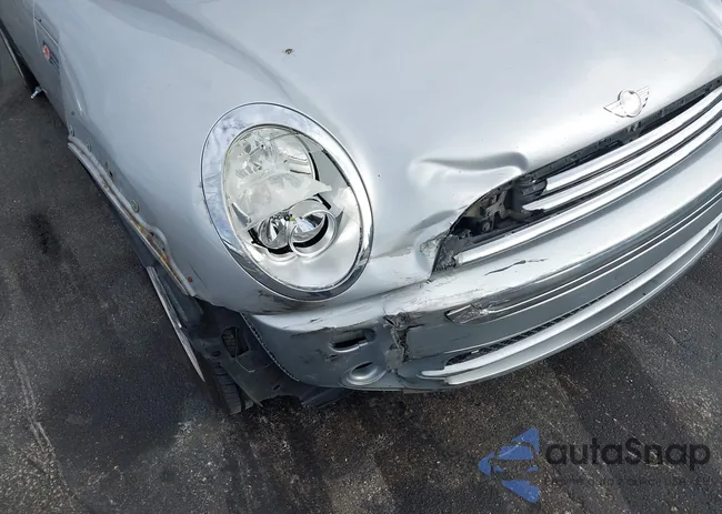 WMWRF33517TG16989: 43977135