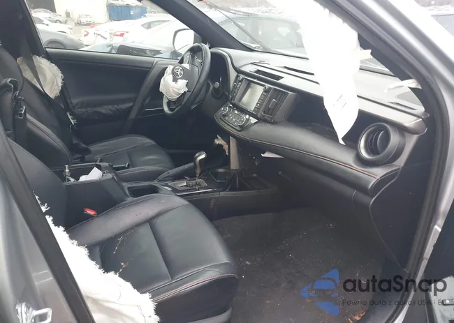 2T3NFREV0HW368697: 43977167