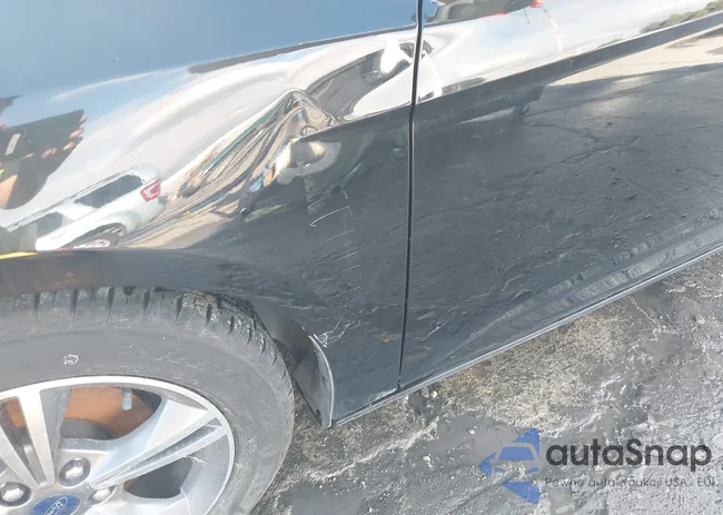 1FADP3FE6HL277785: 43976317