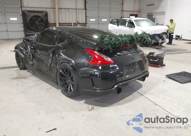 JN1AZ4EH4CM563665: 43976329