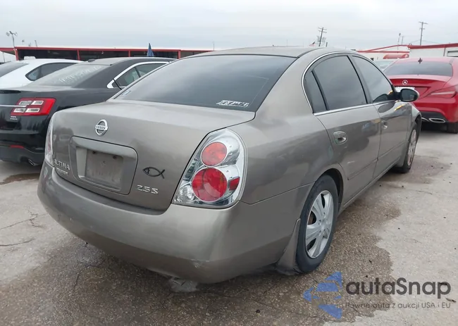 1N4AL11D45C100956: 43976395