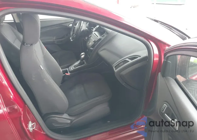 1FADP3F29FL273538: 43976547