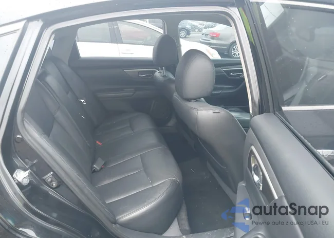 1N4AL3AP5EC105010: 43976598