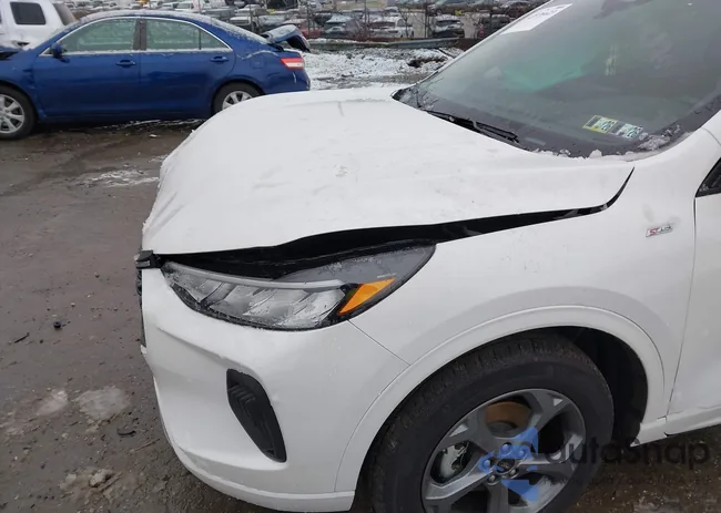 1FMCU9MN9RUA60050: 43976623