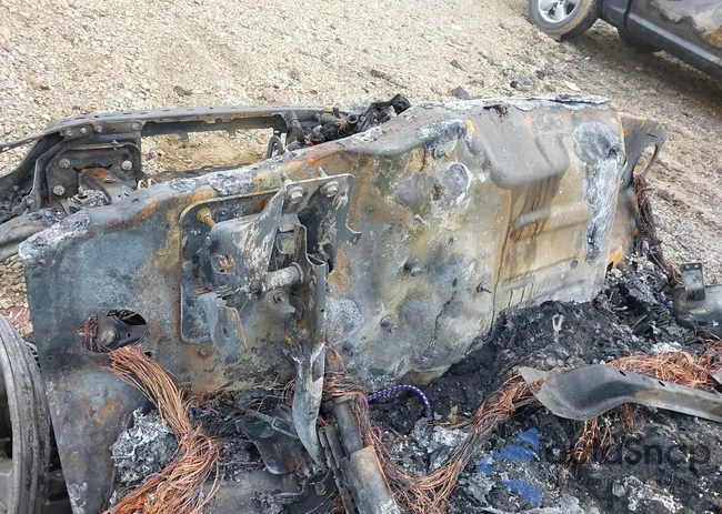 1FTEW1EP9NFB71933: 43977737