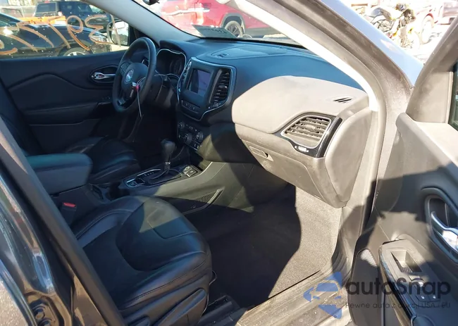 1C4PJLLB7MD235942: 43977754