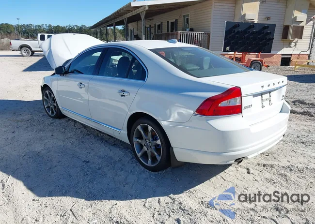 YV1902AH3B1148416: 43977802