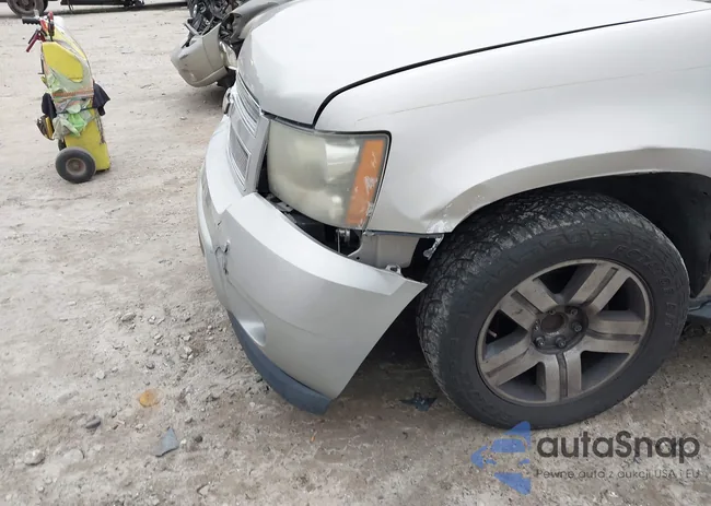 1GNFC13097R412532: 43977809