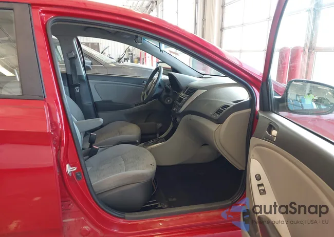 KMHCT4AE6GU135942: 43977877