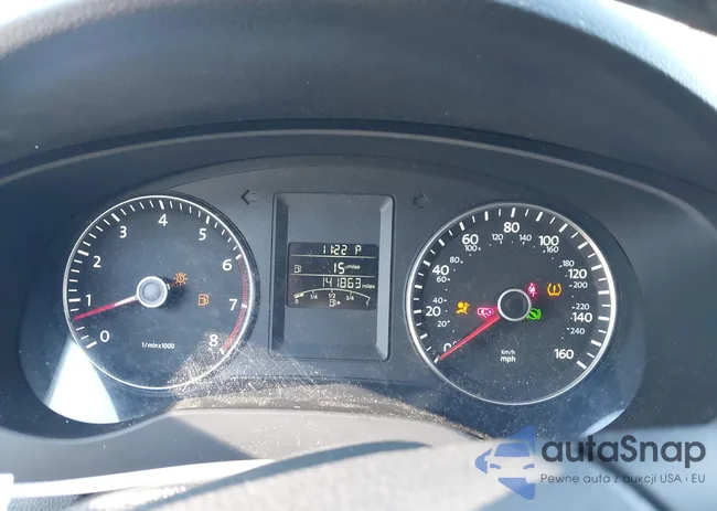 3VWLX7AJ9DM218396: 43977900