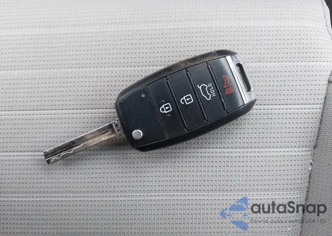 KNDPMCAC0J7379068: 43977961