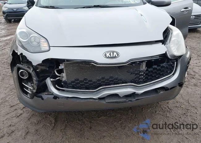 KNDPMCAC0J7379068: 43977961