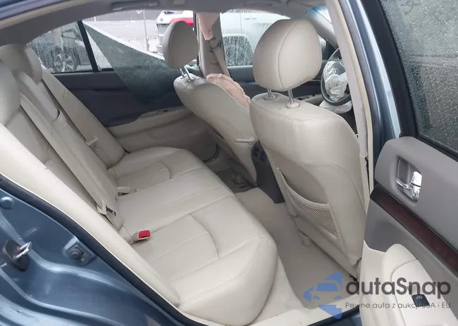 JN1CV6AR8AM458171: 43978111